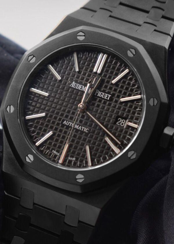 Bold Style with Audemars Piguet Royal Oak First Copy